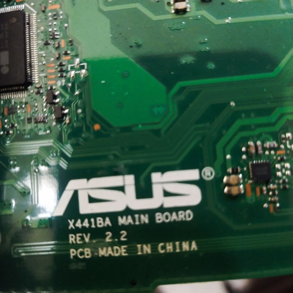 Mainboard Asus X441BA Minus nyalain harus dipancing charger