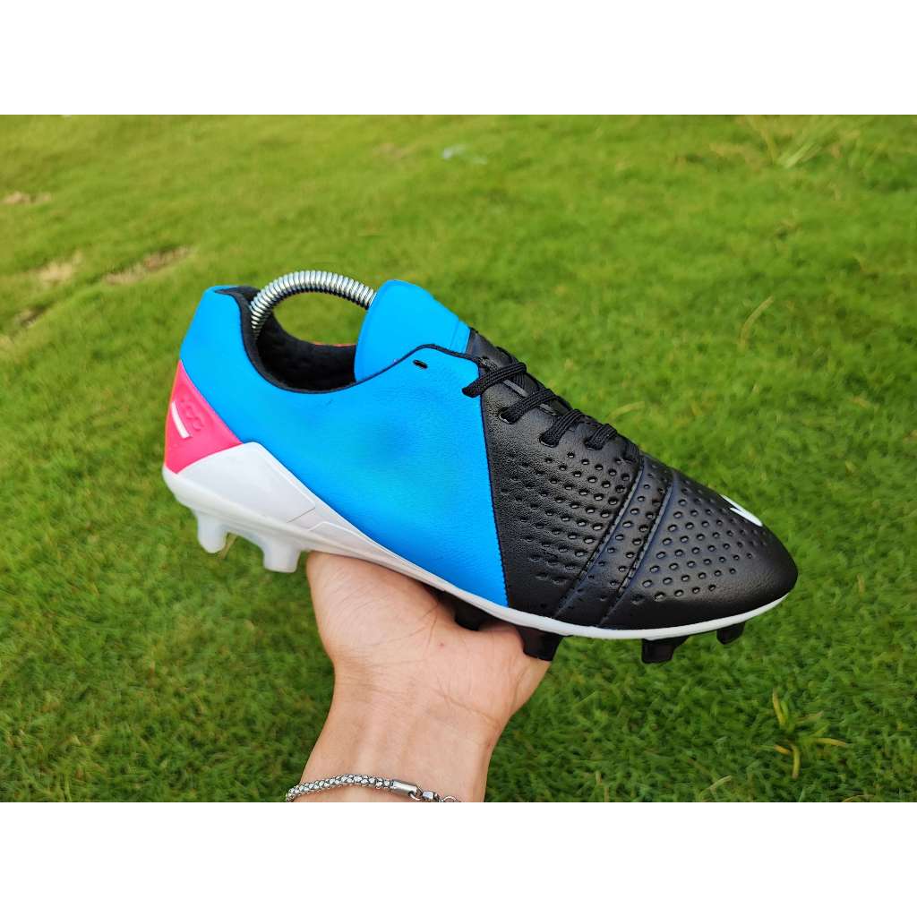 [Bisa COD] Sepatu Bola Soccer CTR360 Maestri III FG - Black White Photo Blue Pink