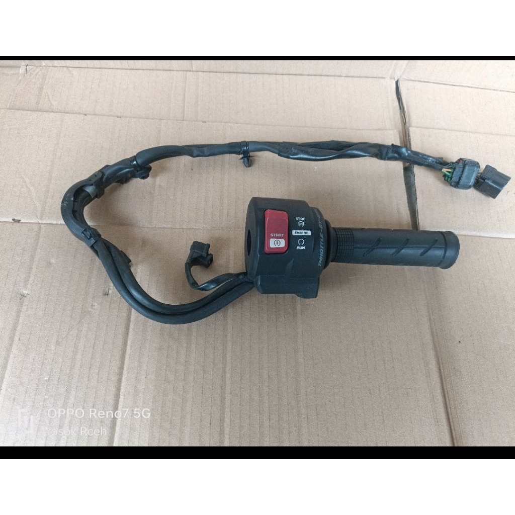 holder kanan CBR250RR  atau tbw CBR250RR