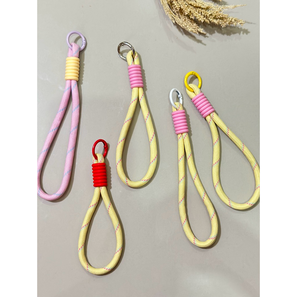 Tali hp gantungan hp gantungan hp paracord gantungan hp warna pink  tali hp warna kuning by kamilace