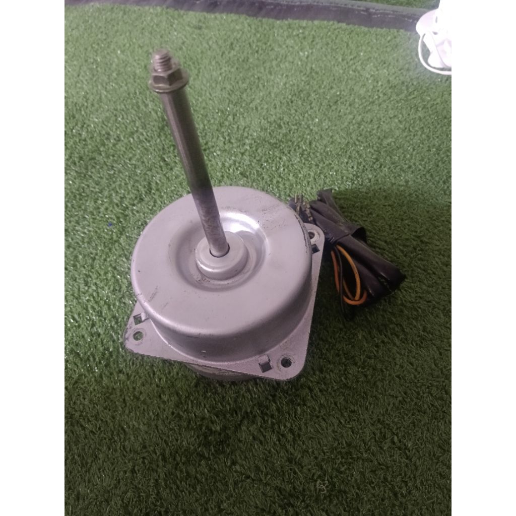 MOTOR DINAMO FAN UNIT OUTDOOR AC LG 2PK-2,5PK