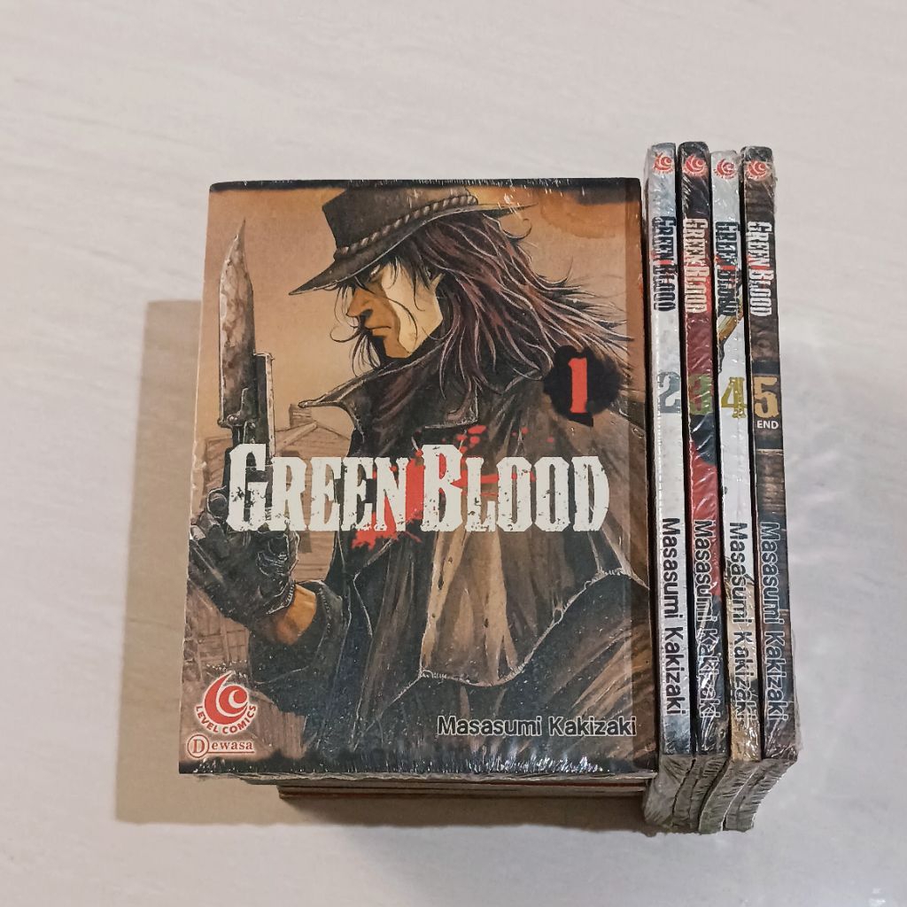 Komik green blood set 1-5 end