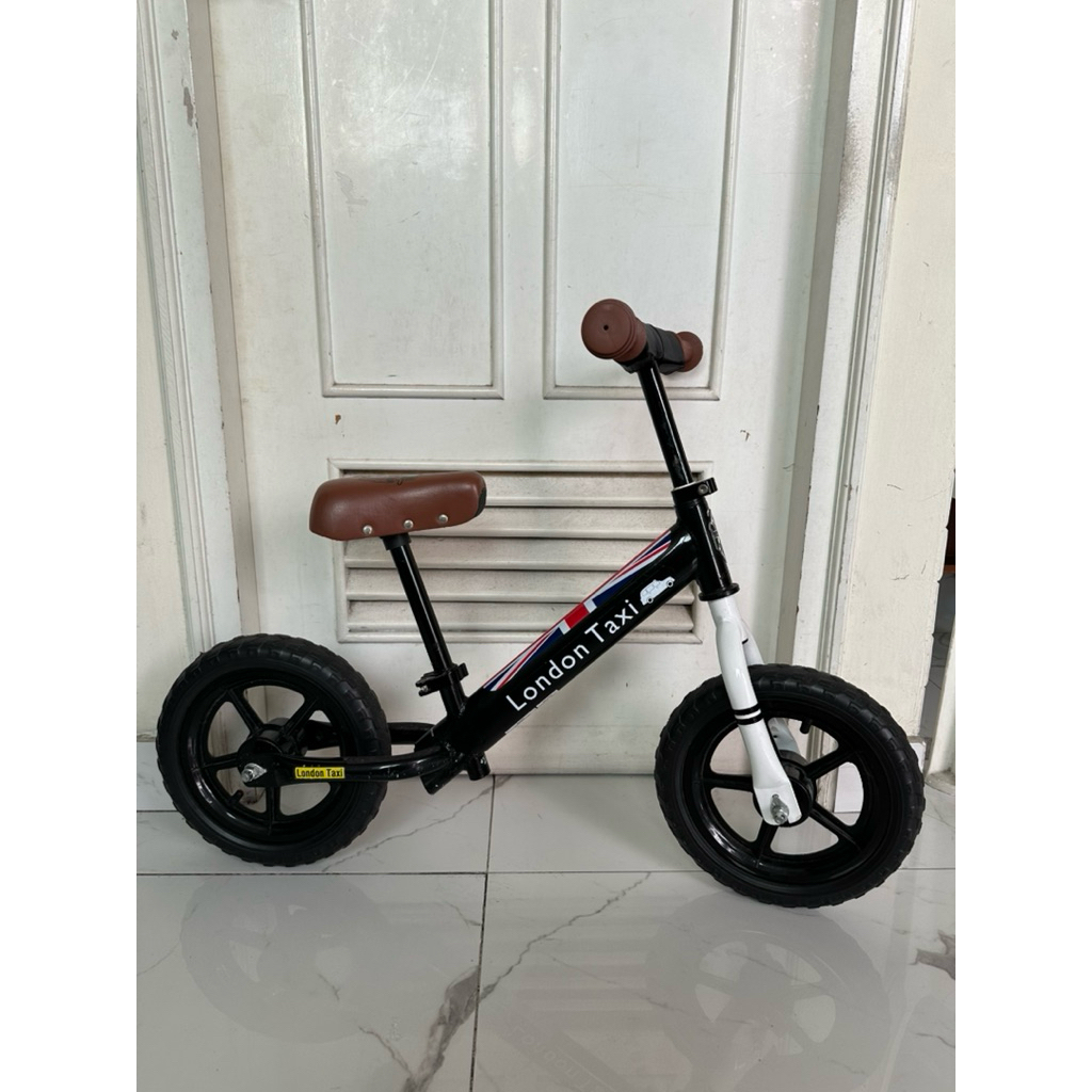 Balance Bike London Taxi Preloved