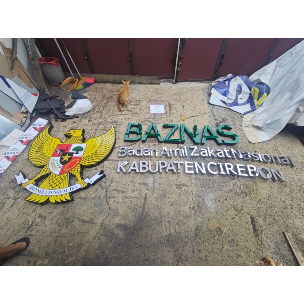HURUF TIMBUL AKRILIK SPON