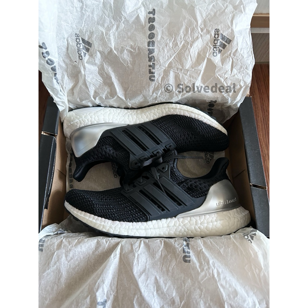 Sepatu Running Adidas Ultra Boost 4.0 DNA Black Silver Original Baru