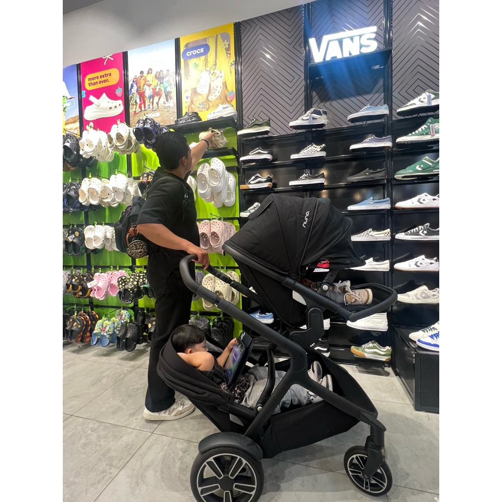 Nuna Demi Grow. single to double stroller