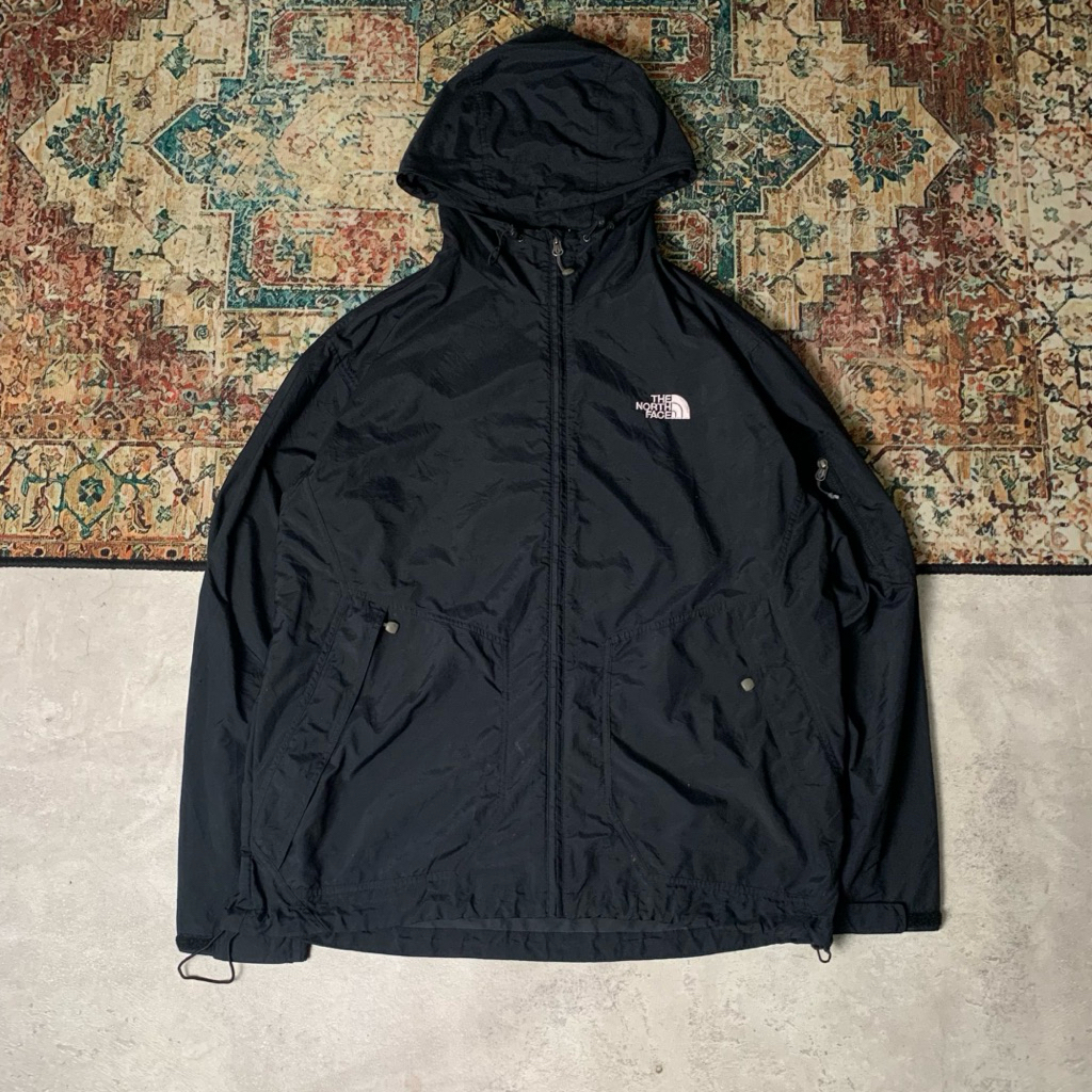 jaket gunung outdoor tnf the north face