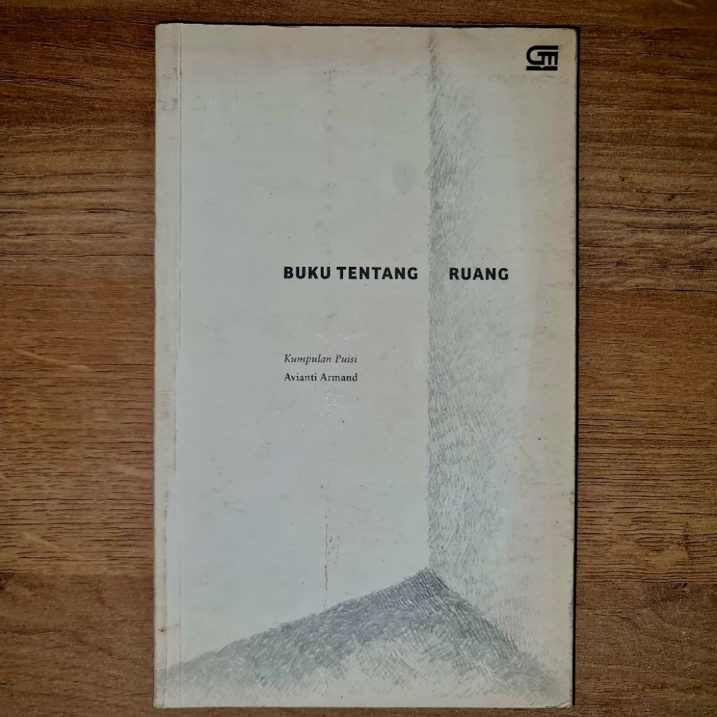 Buku tentang Ruang: Kumpulan Puisi Avianti Armand