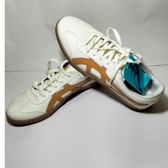 sepatu onitsuka Tiger gold size 40