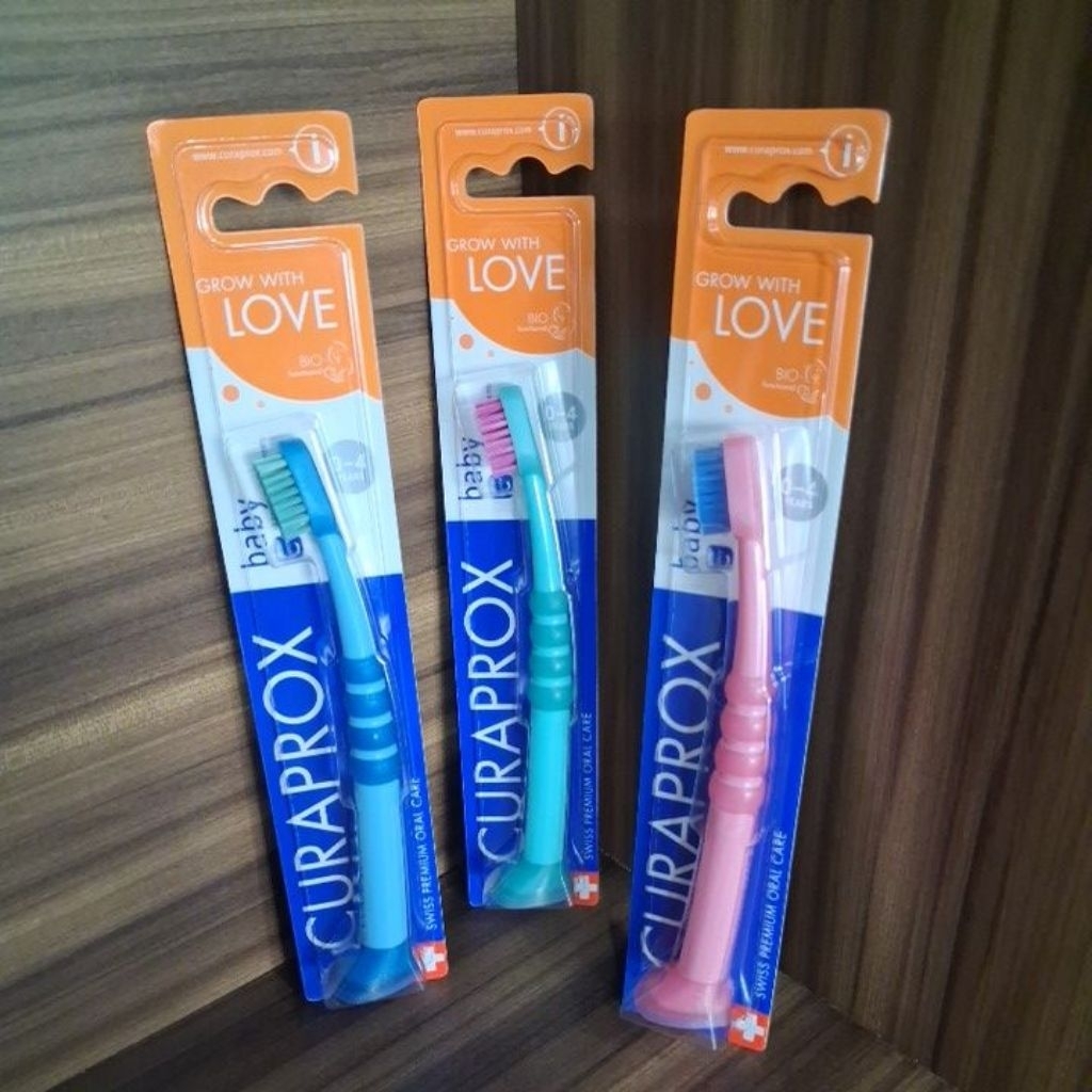 Sikat Gigi Curaprox Baby 0-4 Year