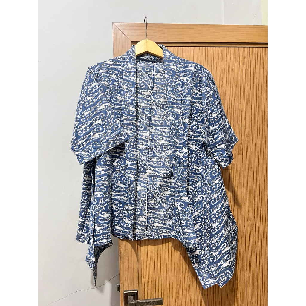PRELOVED | Blazer/Outer Batik Wanita elegant