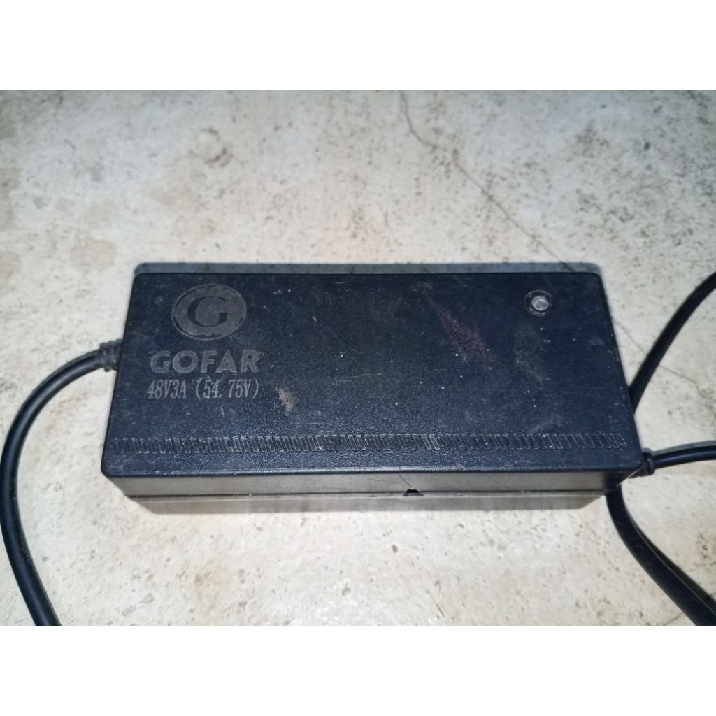 charger sepeda listrik lhitium original Gofar bekas baik