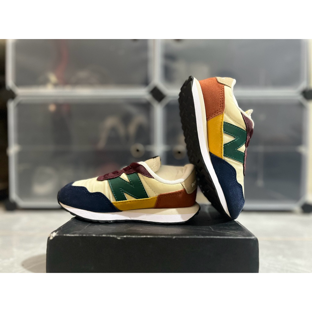 Sepatu Anak Preloved/Second Kids NB 237 Insole 17 cm