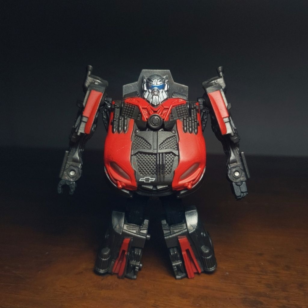 Transformers Dark of the moon Cyberverse legion class Leadfoot