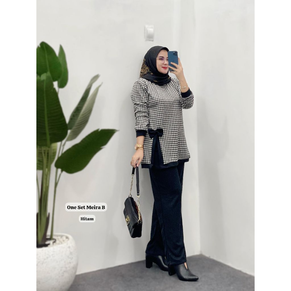 One set Meira