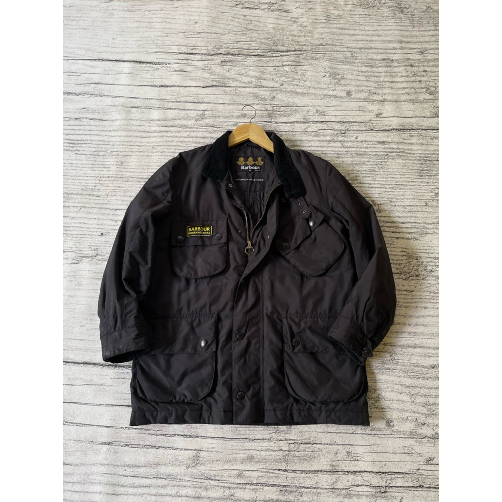 Barbour international mewah hitam pekat