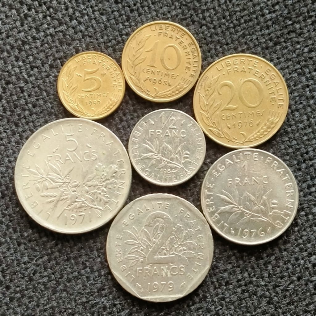 Paket Hemat set koin Prancis 1/2 - 1 - 2 - 5 Francs 5-10-20 Centimes total 7 keping