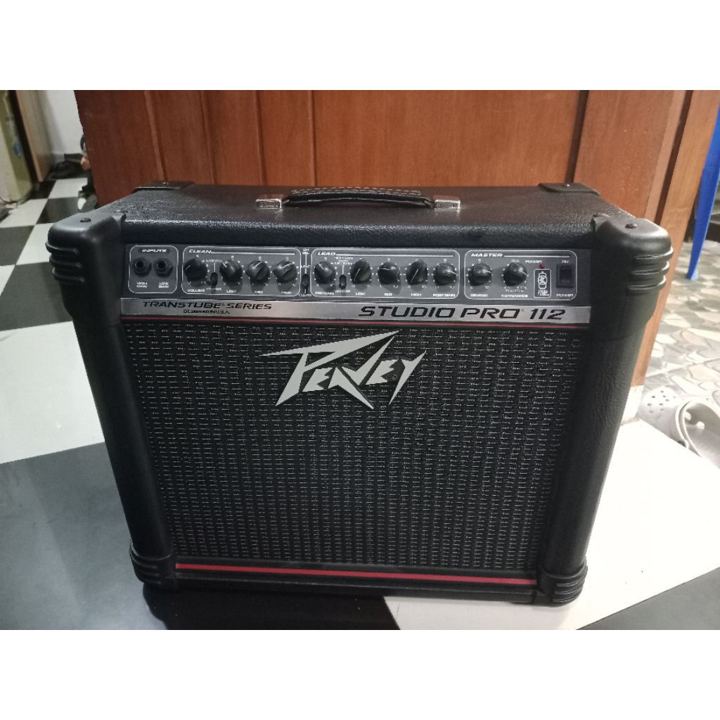ampli gitar peavey studio pro 112 bekas
