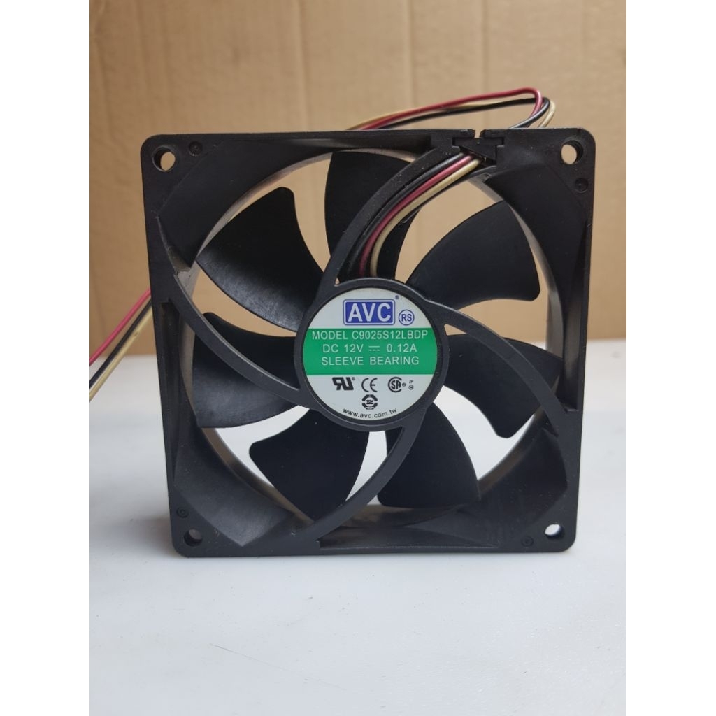 Fan kipas AVC DC 12V-0.12A 9X9CM 3pin