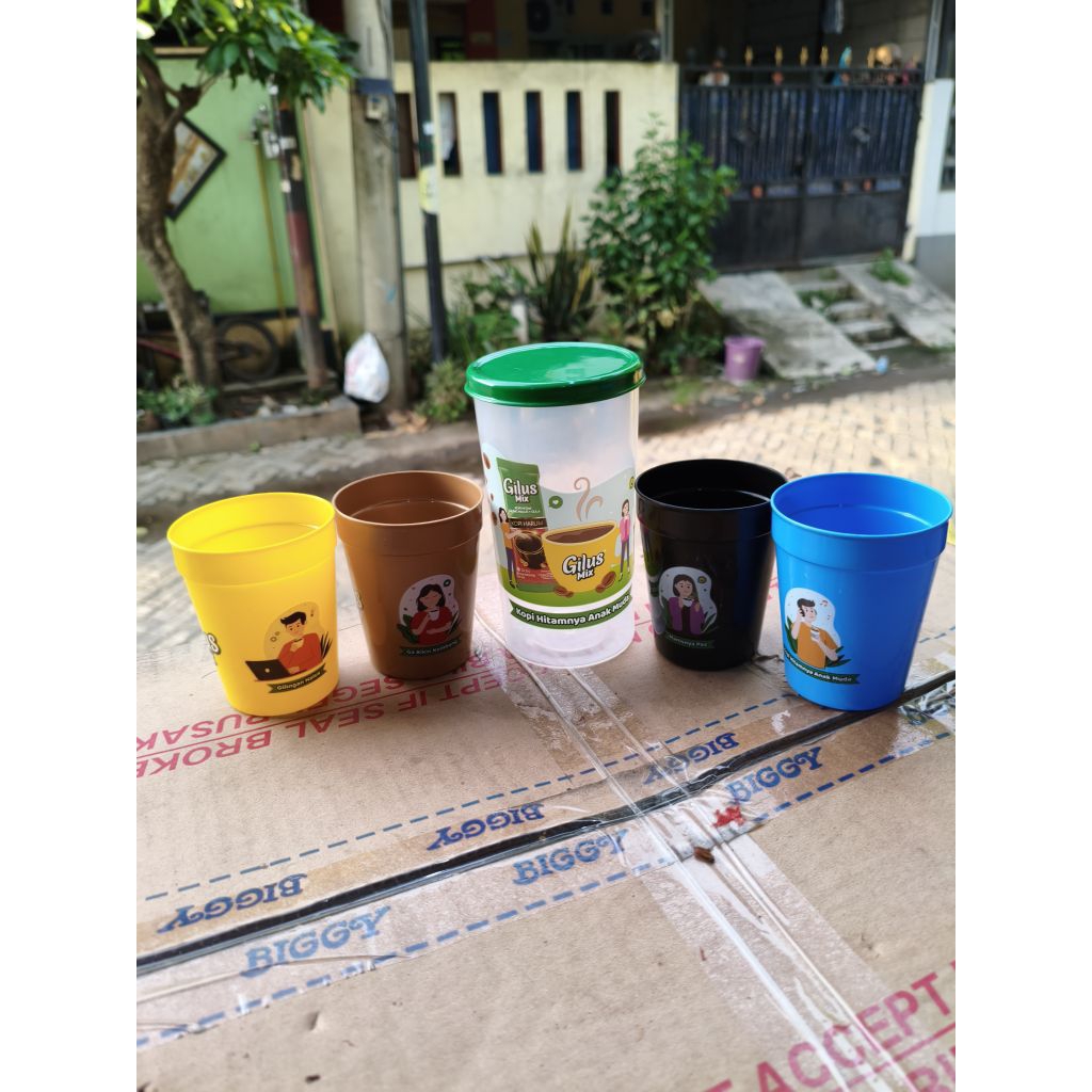 GELAS ISI 4+WADAH /GELAS SET TRAVELLER BIGGY/GELAS SET FAMILY /GELAS PIKNIK