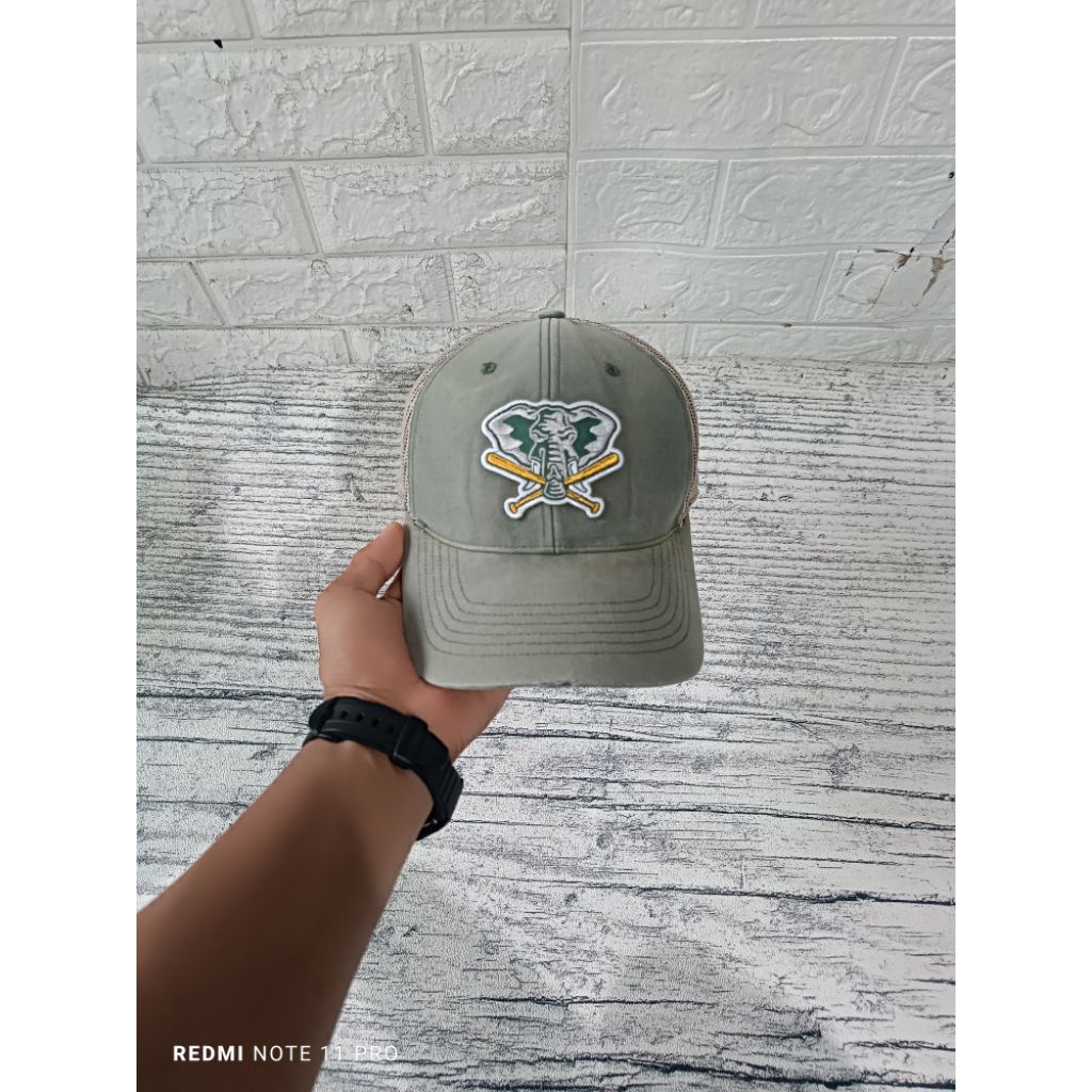 TRACKER HATS ATHLETIC OAKLAND by 47 BRAND