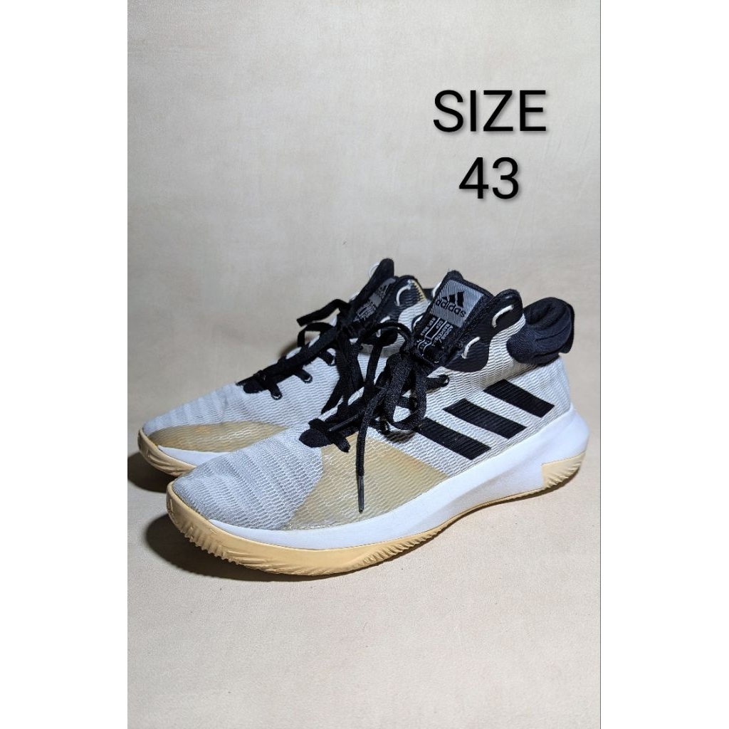 SEPATU PRELOVED ADIDAS MENS BASKETBALL SIZE 43