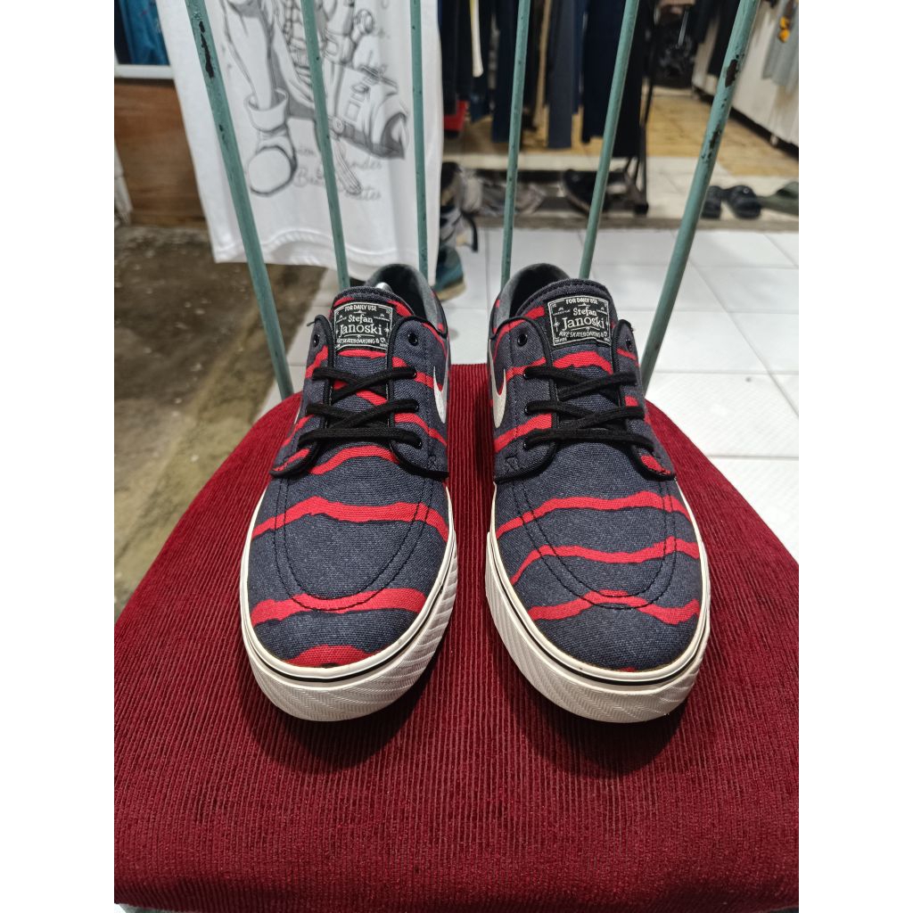 Sepatu Nike zoom stefan janoski