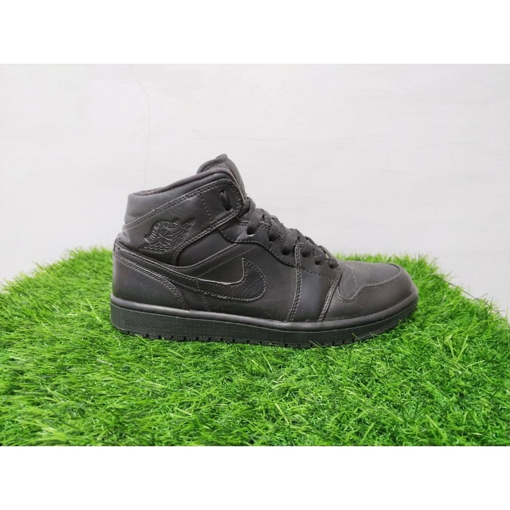 Air Jordan 1 Mid Triple Black Size 42.5