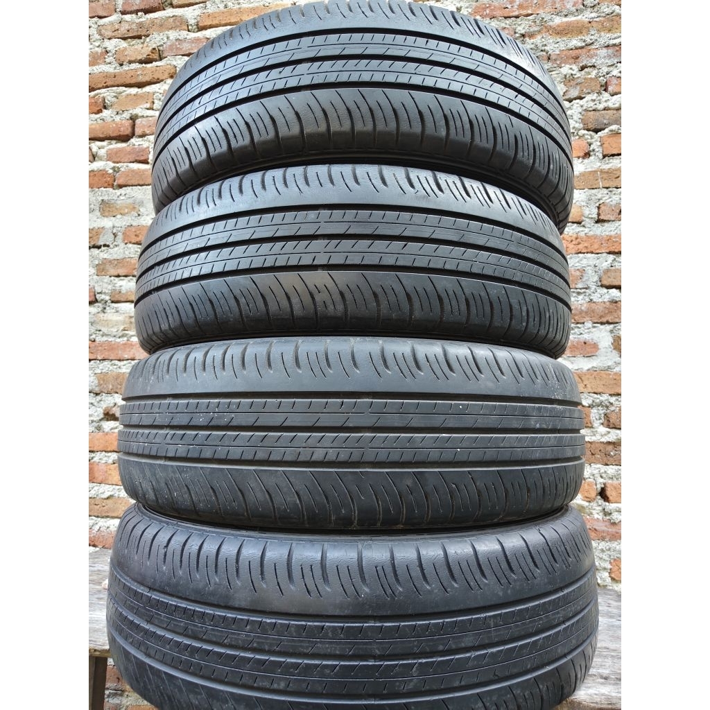 Ban. 185/65 R15 Merk Dunlop enasave