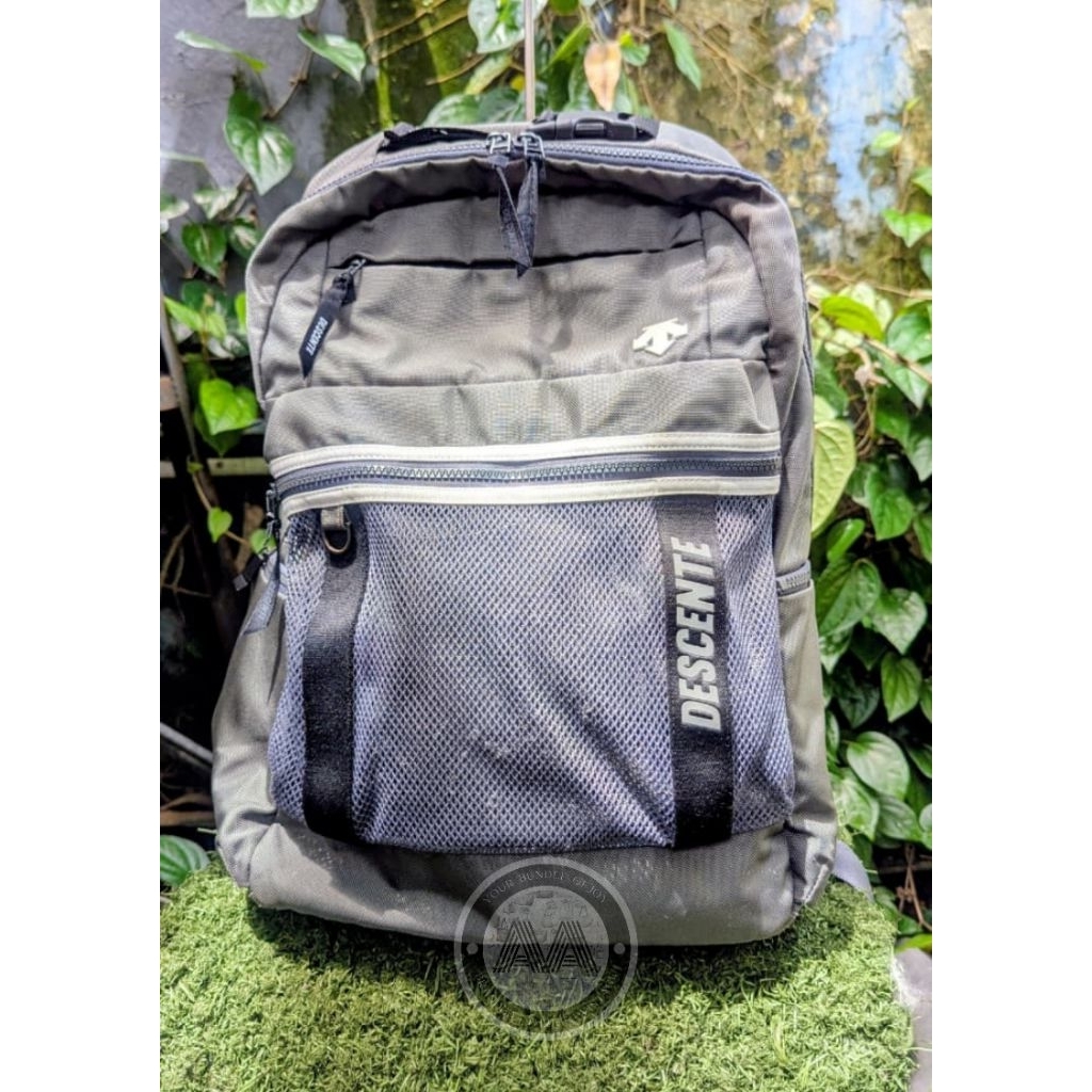 Authentic Descente backpack