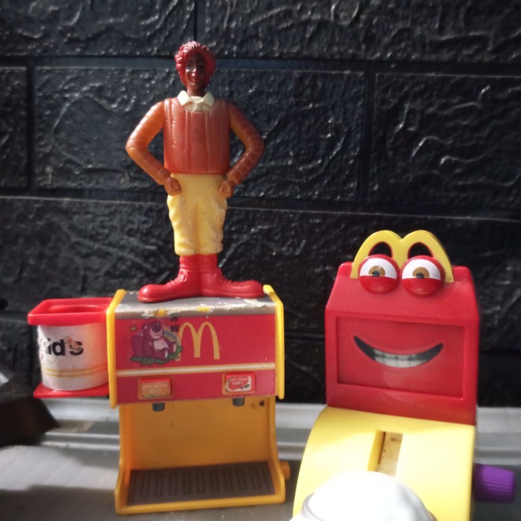 Set Mainan Pajangan McDonald's Jadul Ronald McDonald Vintage Happy Meal