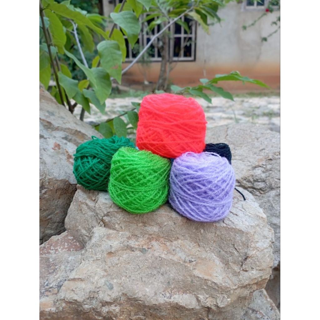 Benang tali woll tali ragangan layangan layang layang warna warni random warna