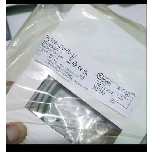 azbil FL7M-2J6HD-L5 ( 2024040 T ) Proximity Sensor