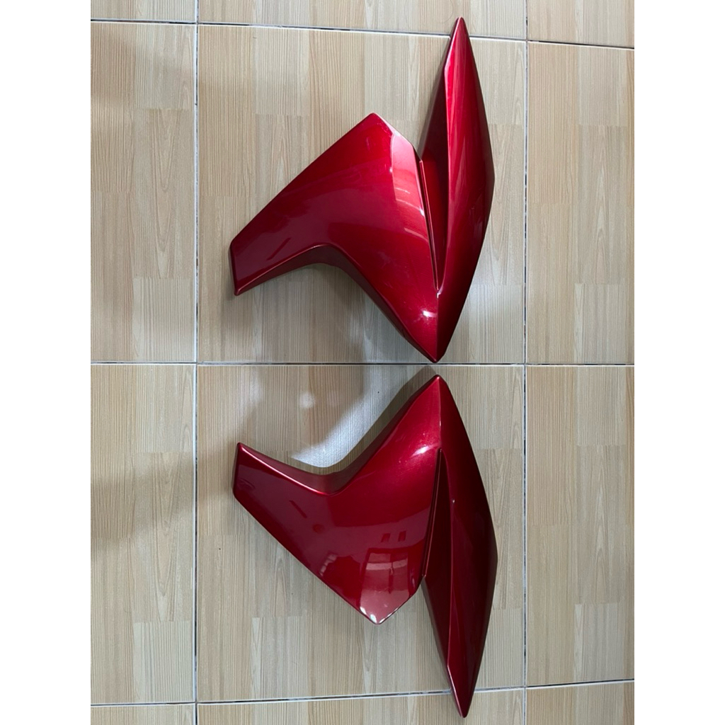 Sayap depan Ori Vixion New (kanan kiri)