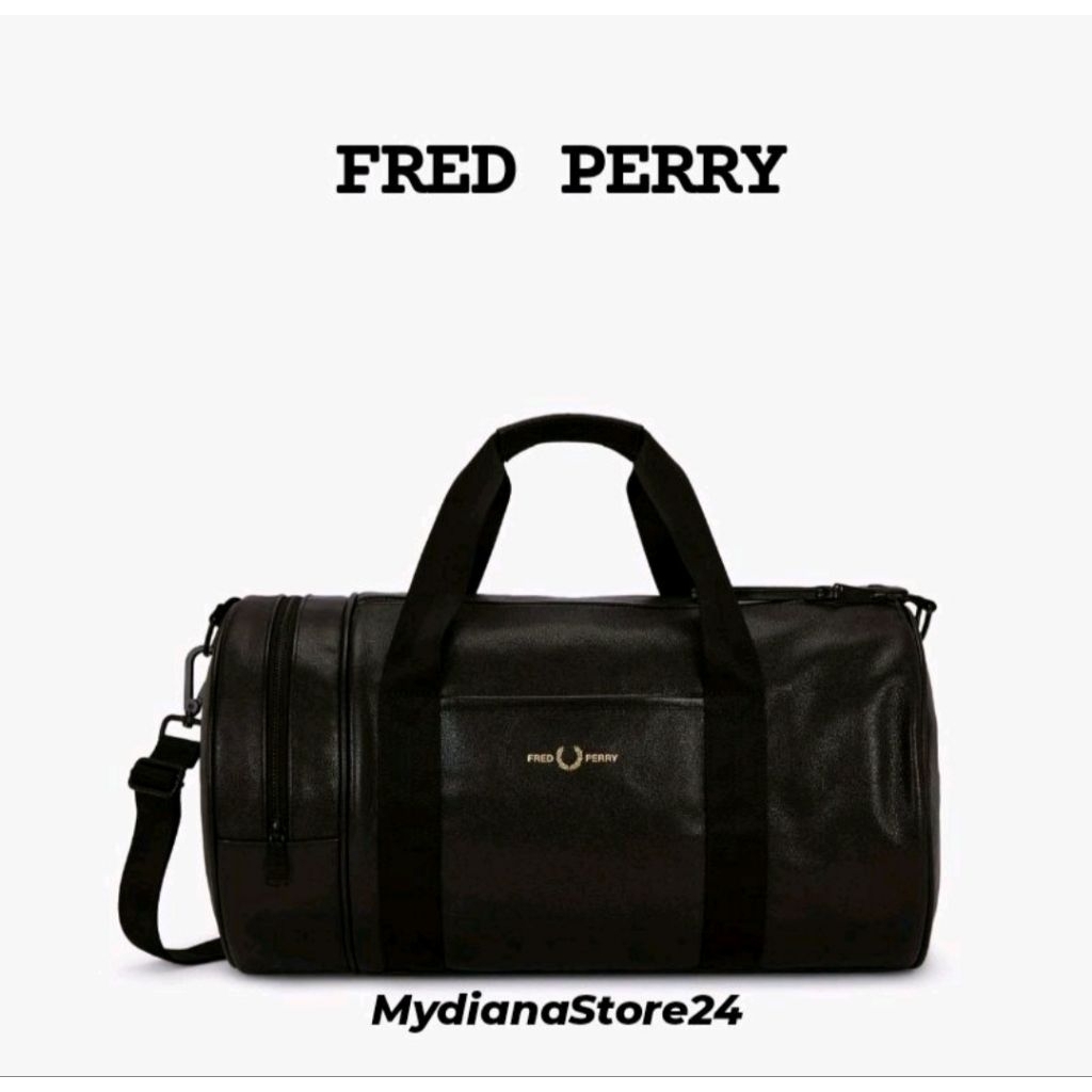 FRED PERRY - FRED PERRY SCOTCHGRAIN LEATHER BARREL BAG - BLACK