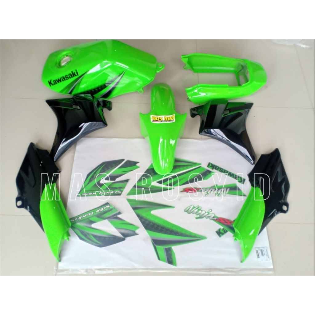 Body Ninja SS suriken 2012 Hijau original KAWASAKI
