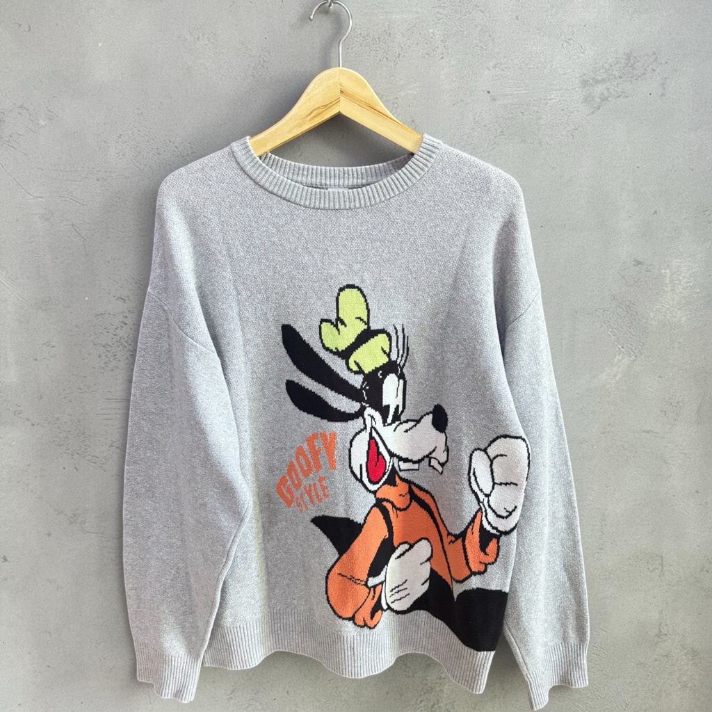 Sweater Karakter Goofy Warna Abu+adm