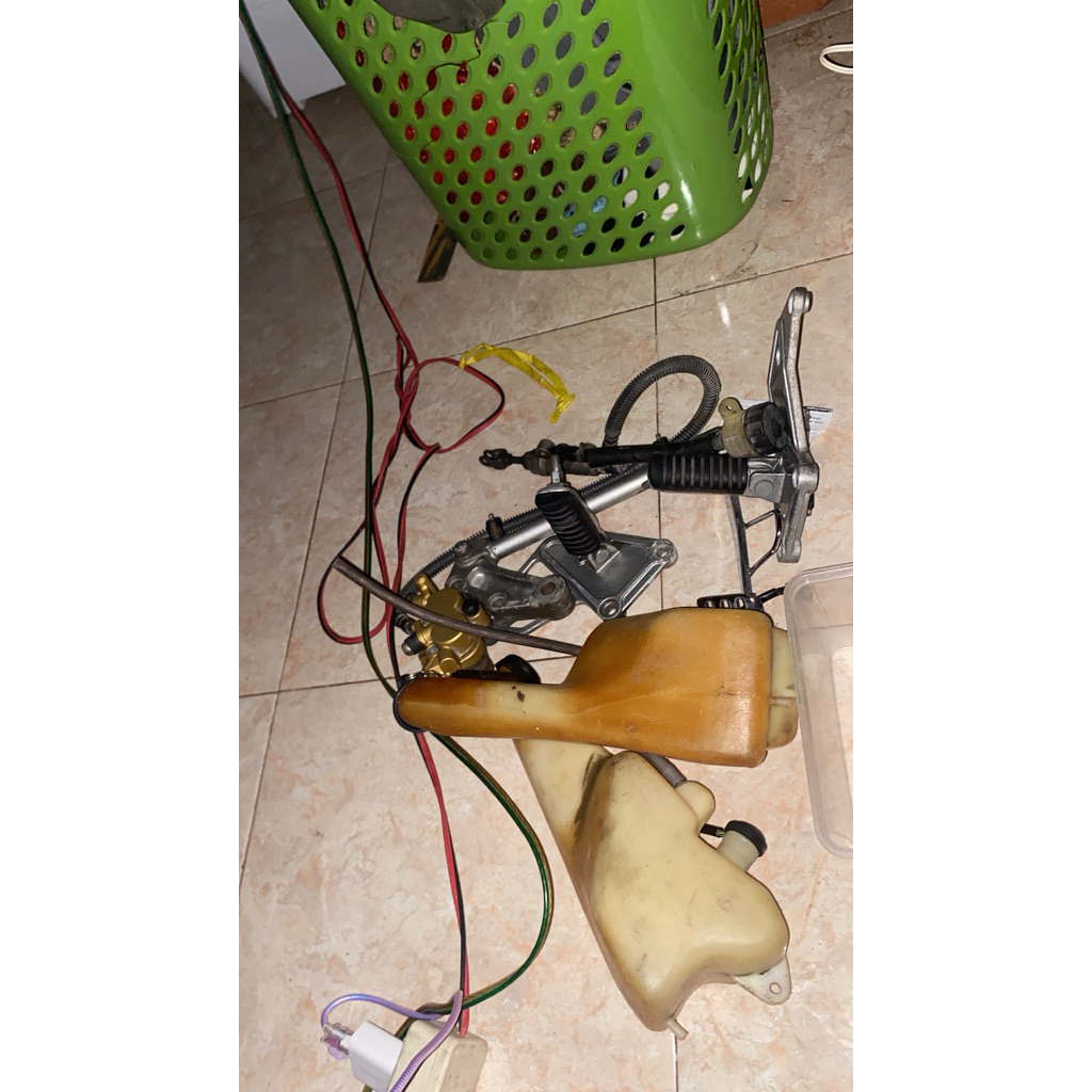 pengeriman belakang ninja r original dan postep depan