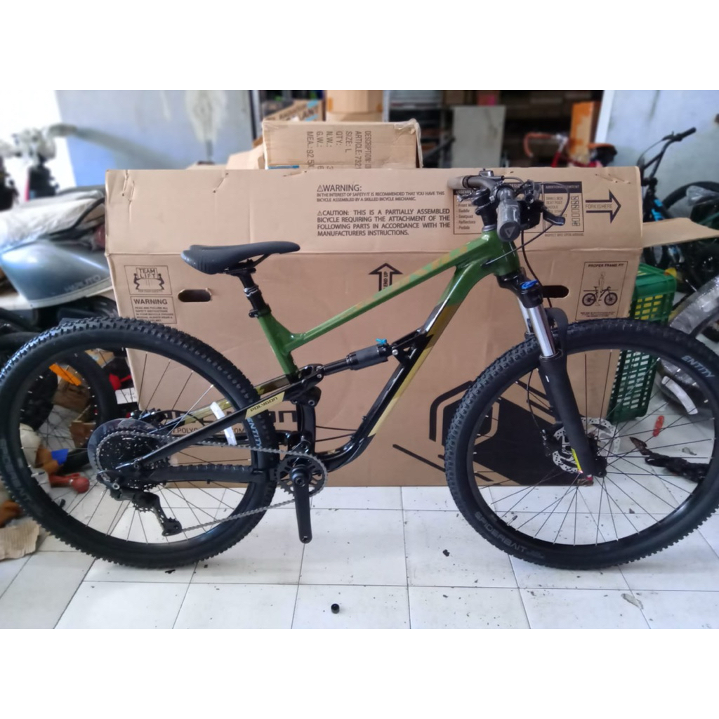 SEPEDA MTB 27.5 / 29 POLYGON SISKIU D6 (DEORE) dan D6 LG (CUES)1 x 10 speed BARU GARANSI RESMI FREE 