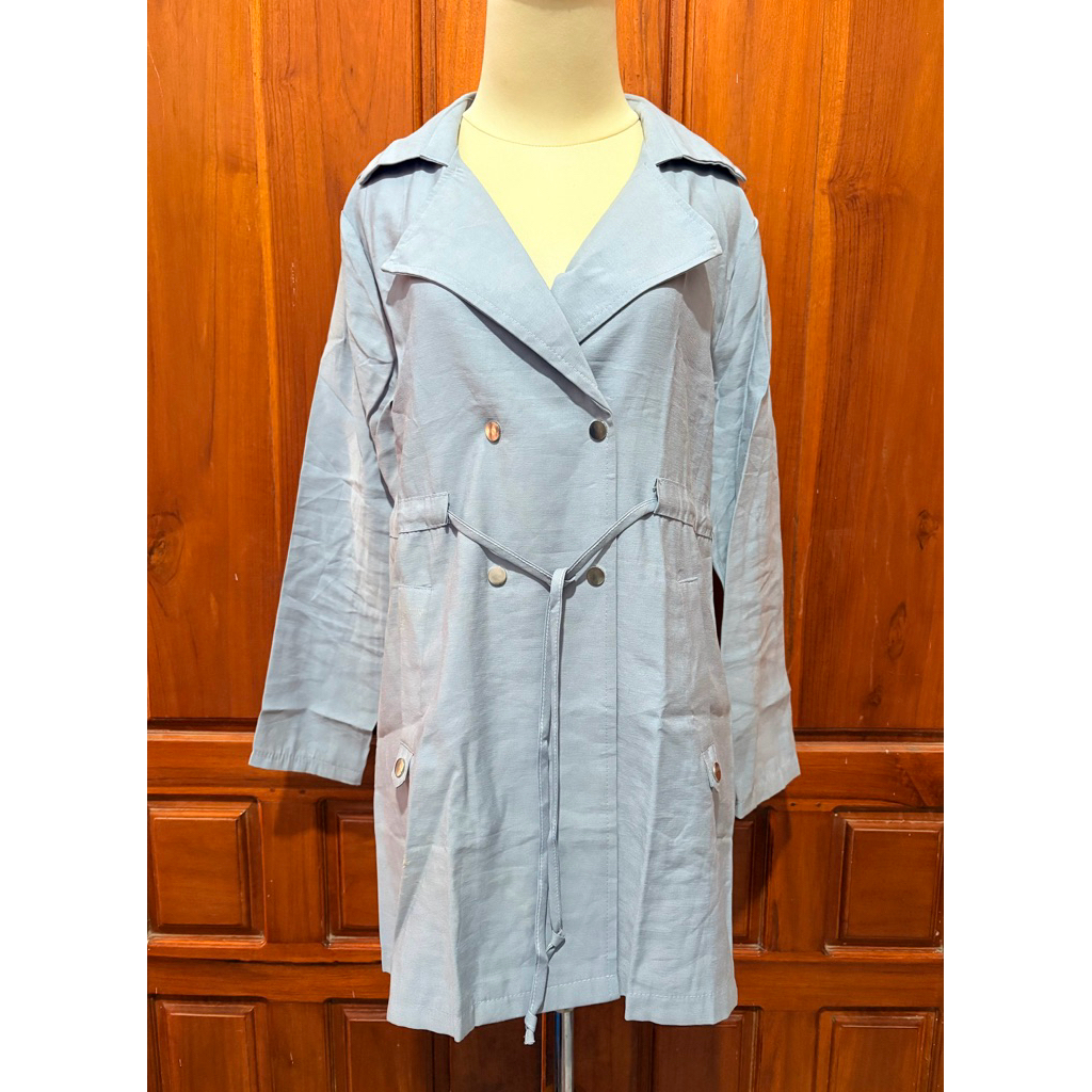 Blazer Atau outer parka Merek London Girl