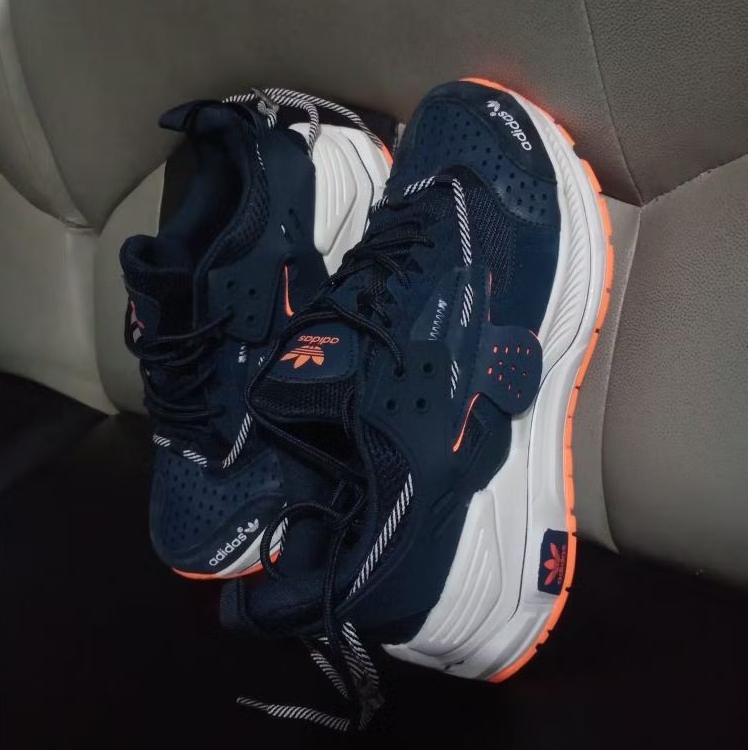 Sepatu Nike Seikage Navy putih reflektif orange, Pria wanita istimewa