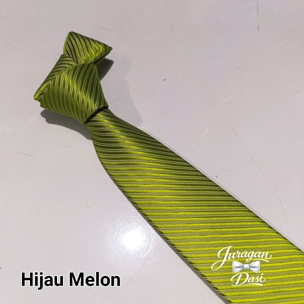 Dasi Pria Ikat Manual Dasi Hijau Melon Dasi Motif Garis Timbul 3 Inch