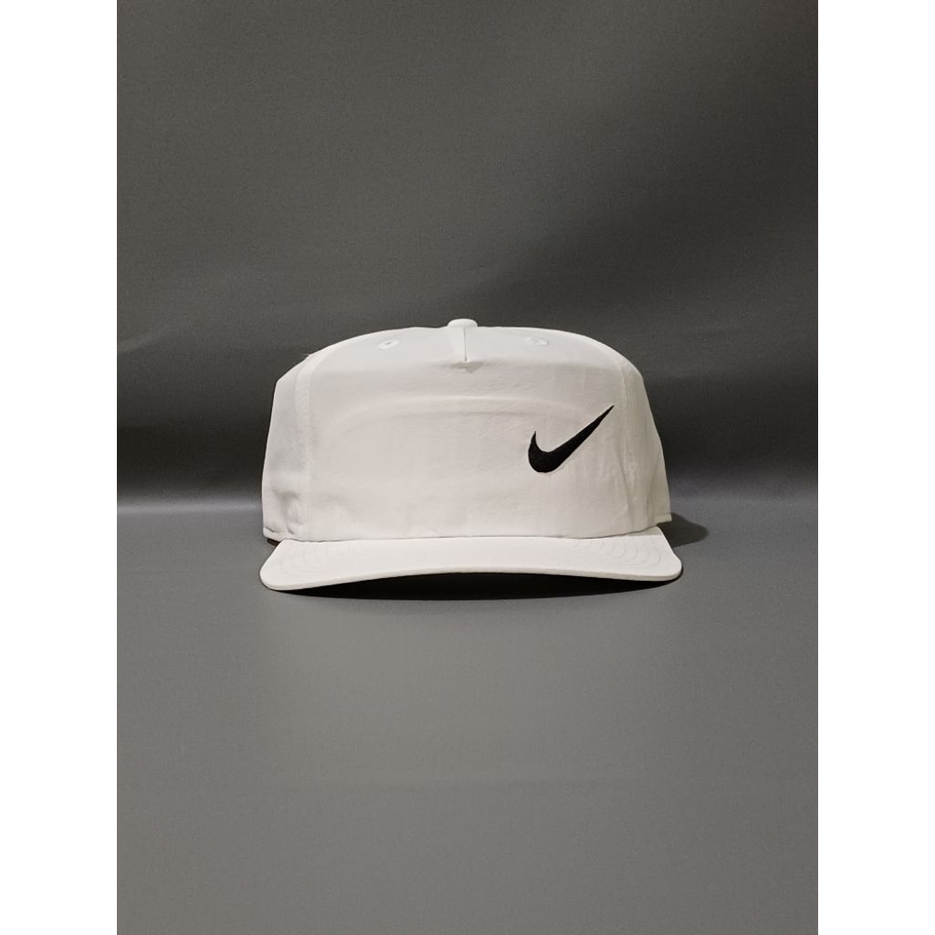 topi vintage nike second