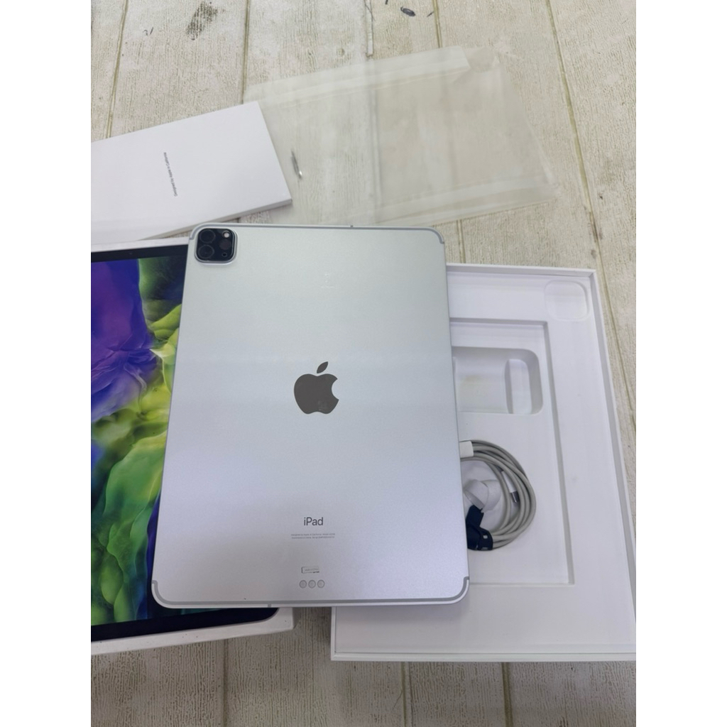 IPAD PRO 2020 11" 256GB Celuler+ibox (bisa kartu) ex resmi ibox