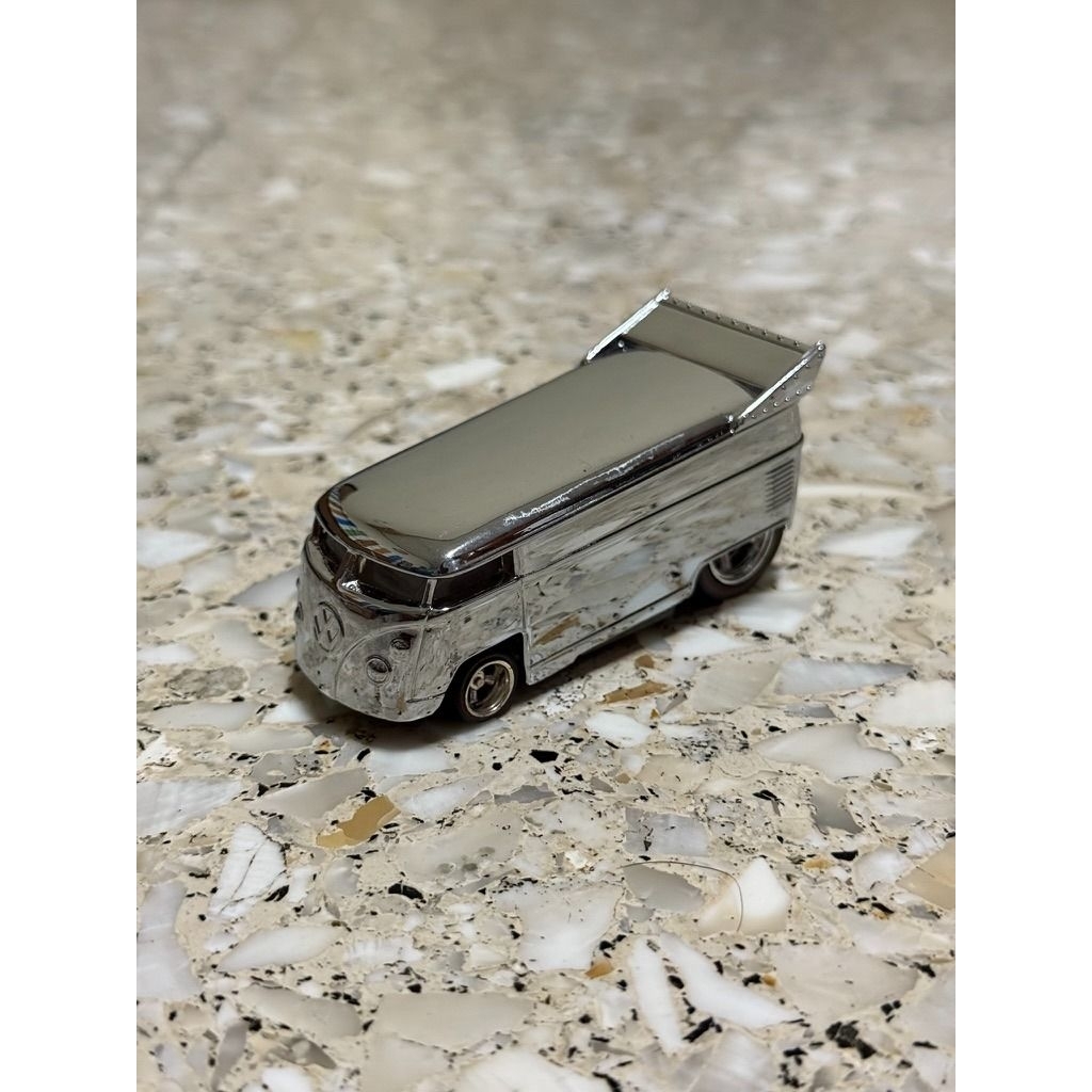 Hot Wheels Volkswagen Drag Bus Chrome