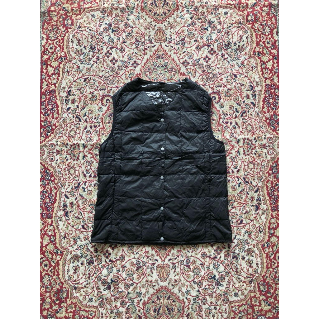 Taion japan apparel women v neck button down vest  Bulu angsa jacket  Vintage Taion japan apparel wi