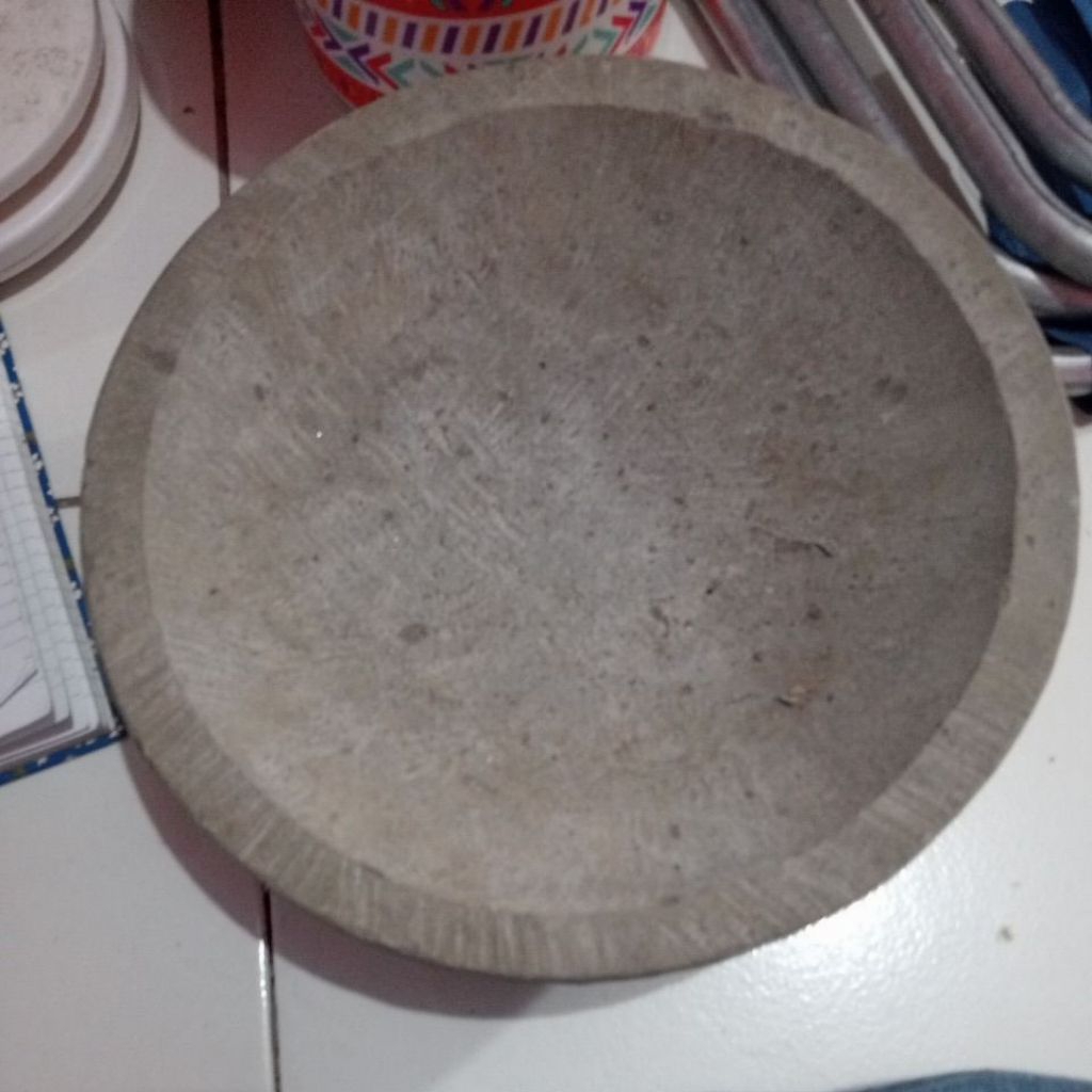 Cobek Batu asli ukuran 25 cm