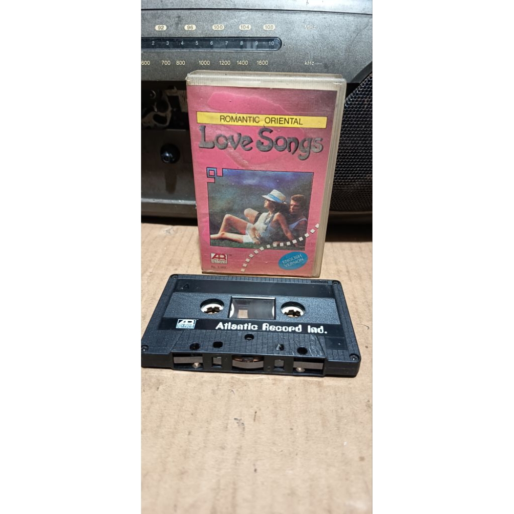 kaset pita Romantic oriental love songs