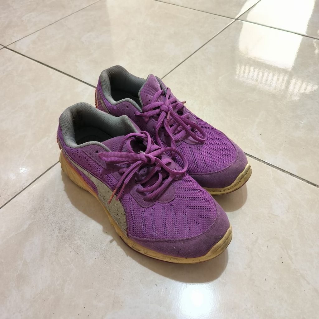 sepatu bekas second running puma lari original