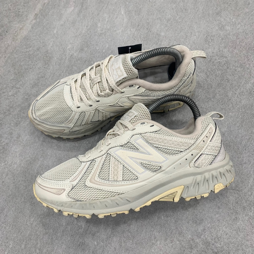 New Balance 410v5 Beige